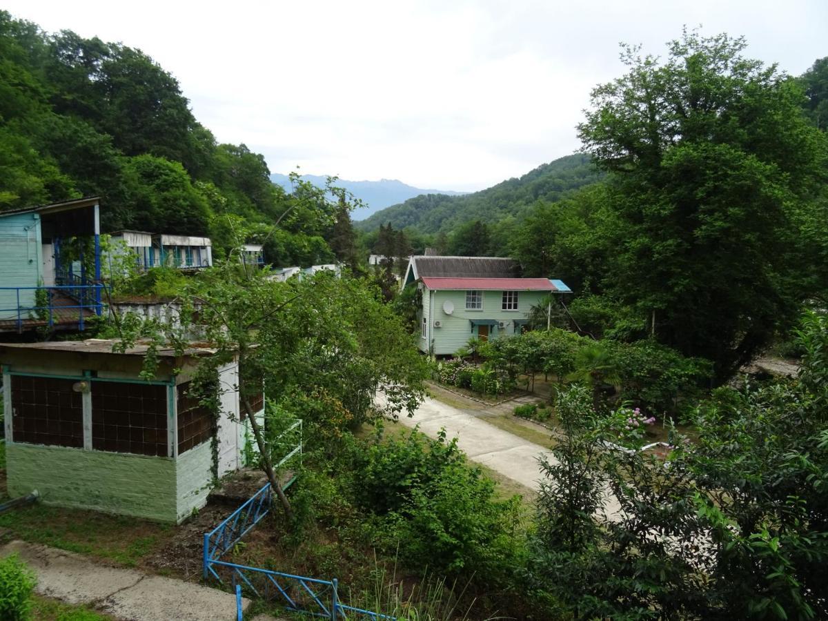 Золотая Бухта База Отдыха Pizunda Extérieur photo